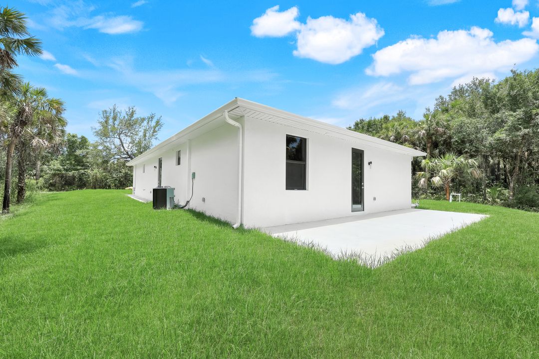 4393 32nd Ave SE, Naples, FL 34117