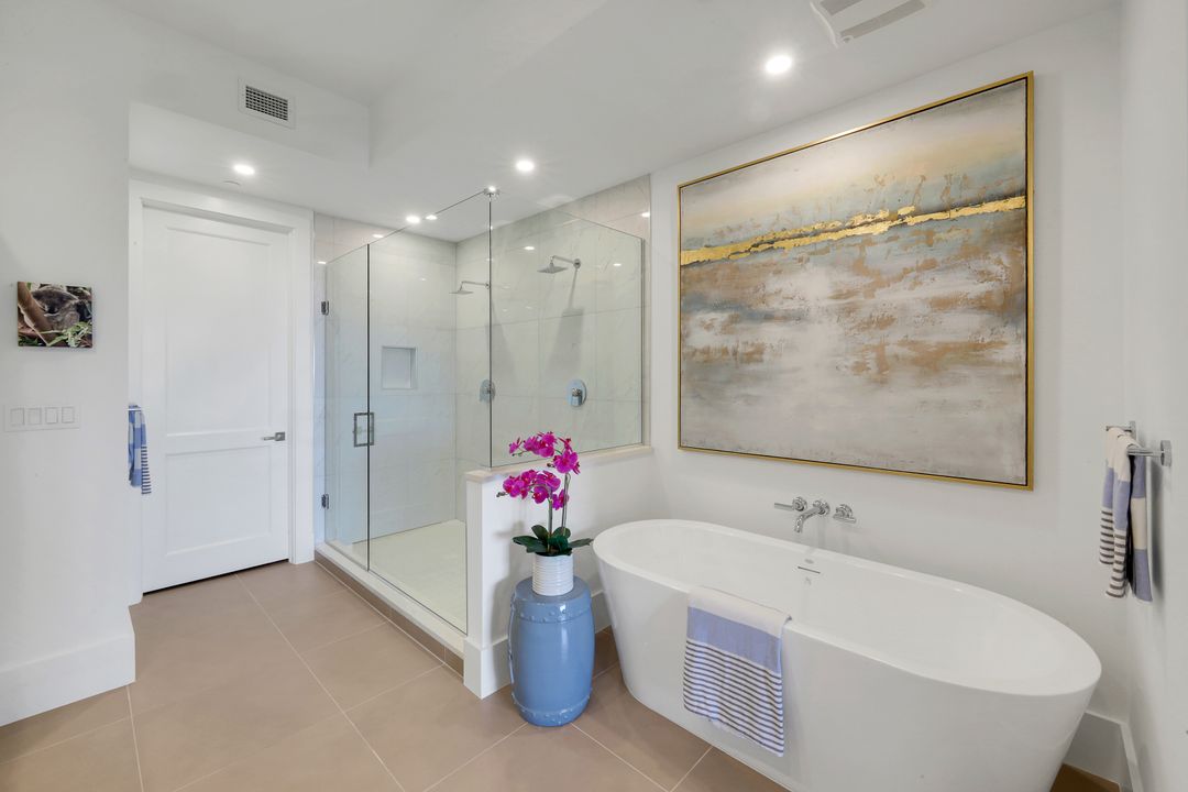 1125 Central Ave #571, Naples, FL 34102
