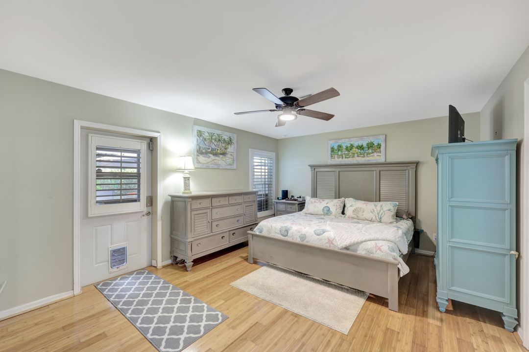 2300 NW 25th St, Cape Coral, FL 33993