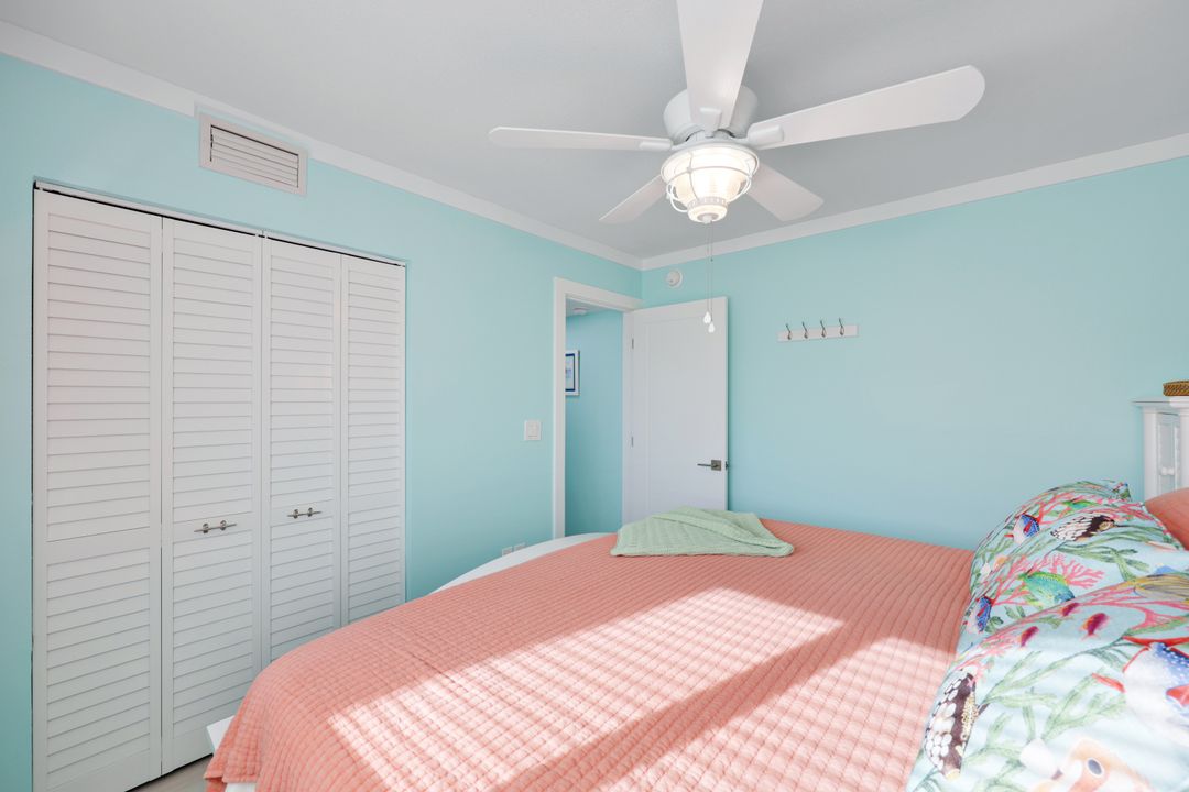 896 Buttonwood Dr #107, Fort Myers Beach, FL 33931