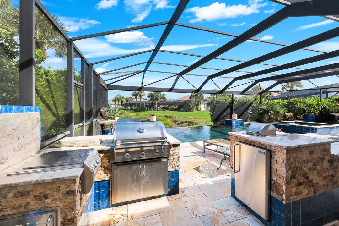 9684 Cobalt Cove Cir, Naples, FL 34120