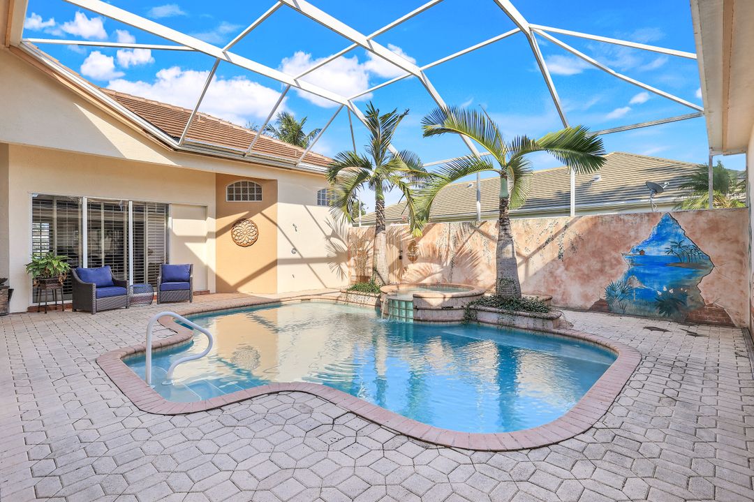 14581 Headwater Bay Ln, Fort Myers, FL 33908
