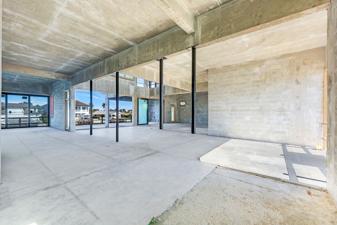 415 Seabee Ave, Naples, FL 34108