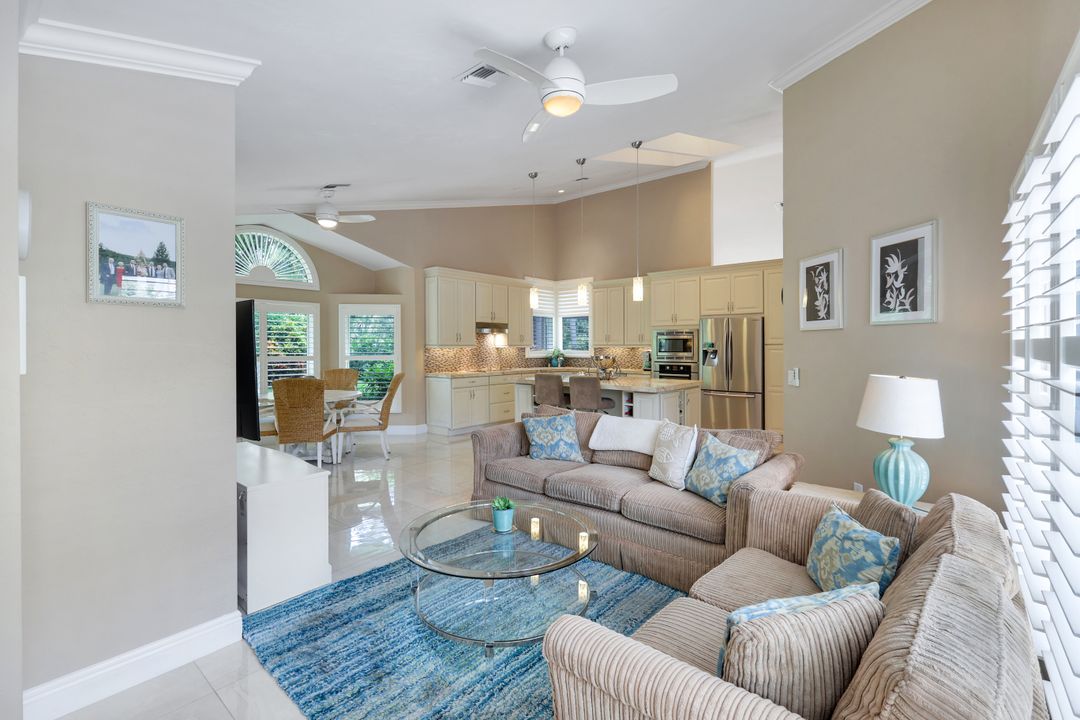 6619 Trident Way, Naples, FL 34108