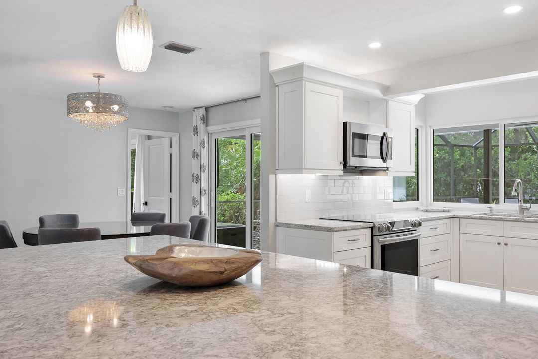 9949 Winchester Wood, Naples, FL 34109