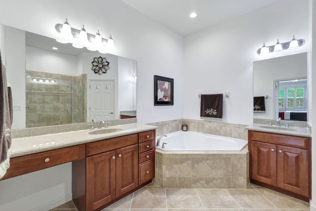 9508 Ironstone Terrace #201, Naples, FL 34120