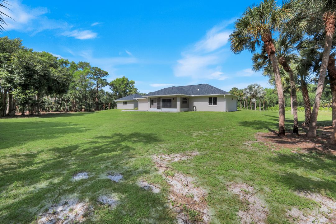 3060 70th St SW, Naples, FL 34105