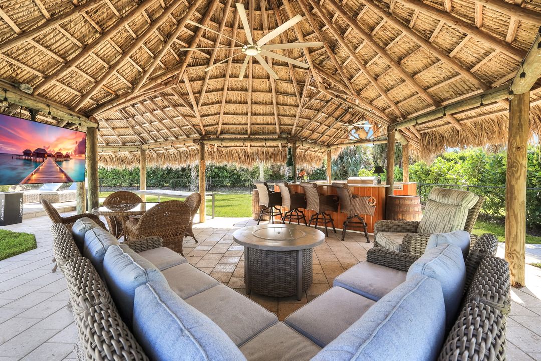 5630 Copper Leaf Ln, Naples, FL 34116