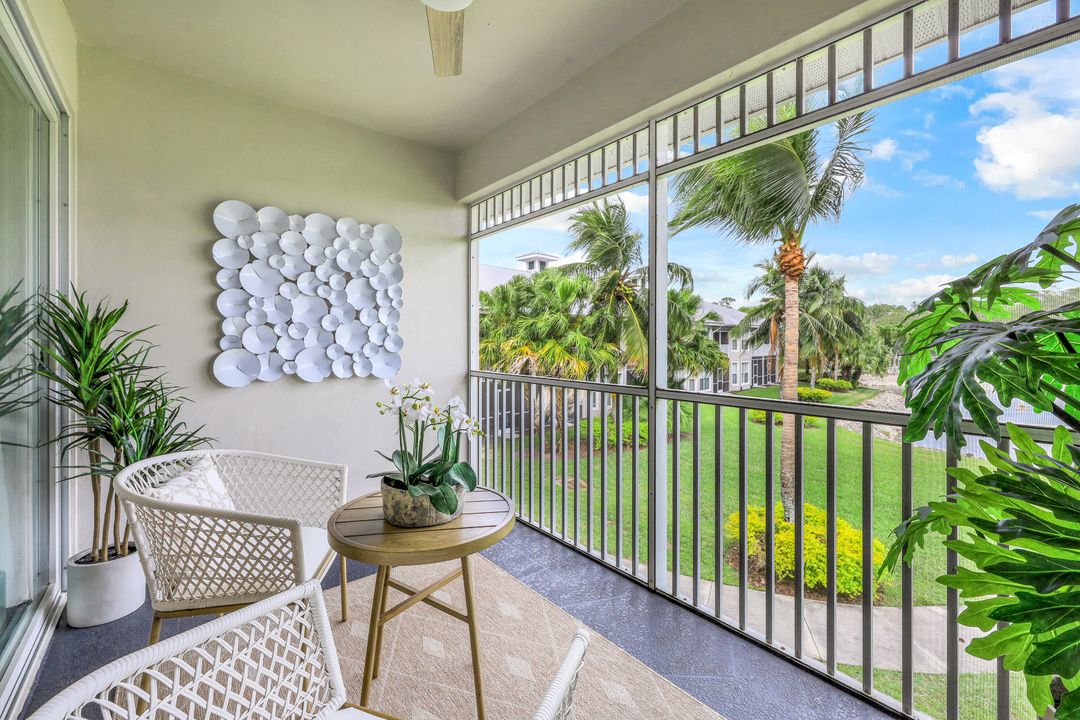 7950 Mahogany Run Ln #422, Naples, FL 34113