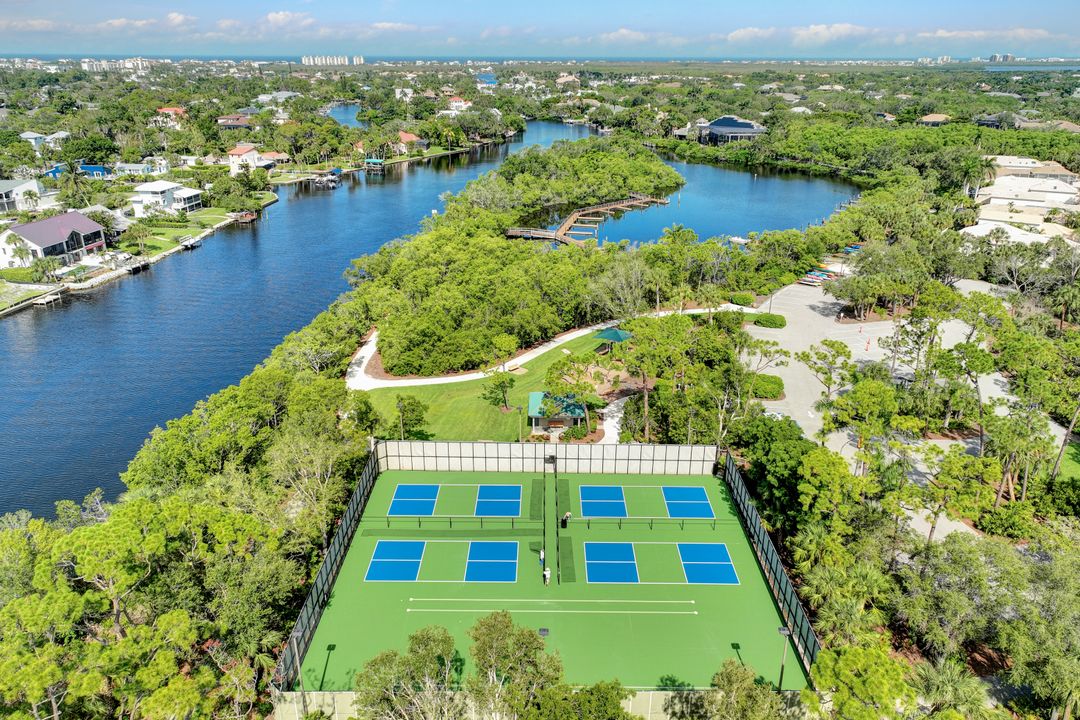 3490 Thornbury Ln, Bonita Springs, FL 34134