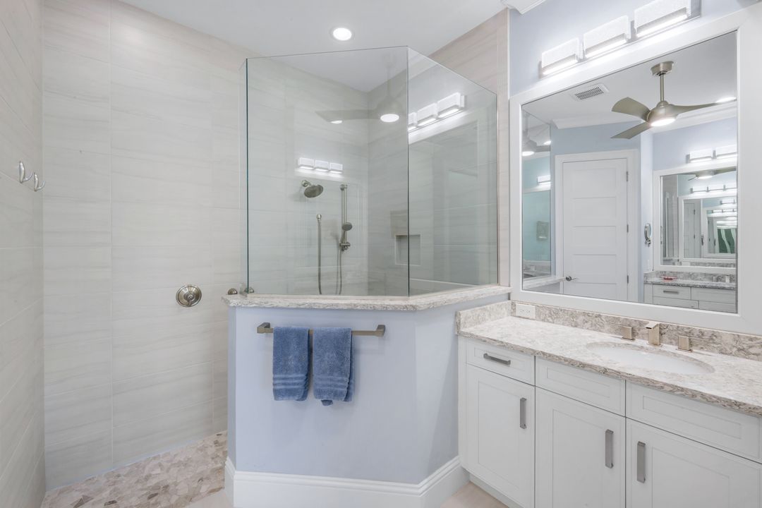5798 Anegada Dr, Naples, FL 34113