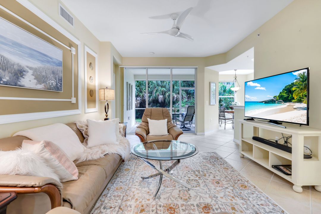 1445 Tiffany Ln #202, Naples, FL 34105