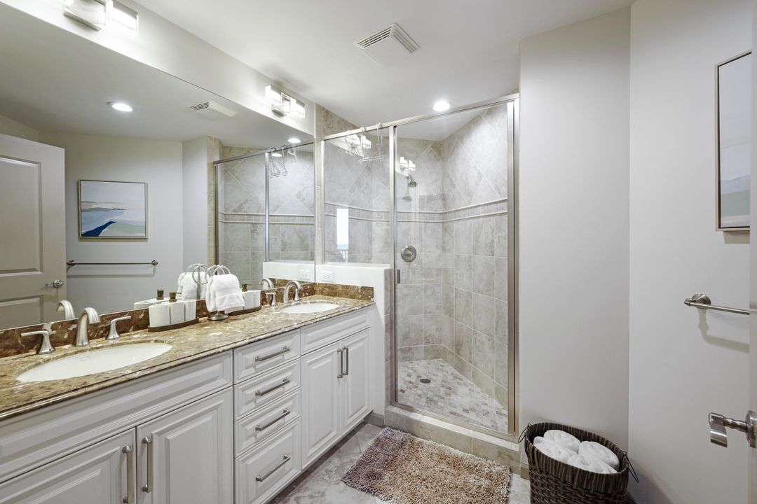 5793 Cape Harbour Dr #1214, Cape Coral, FL 33914