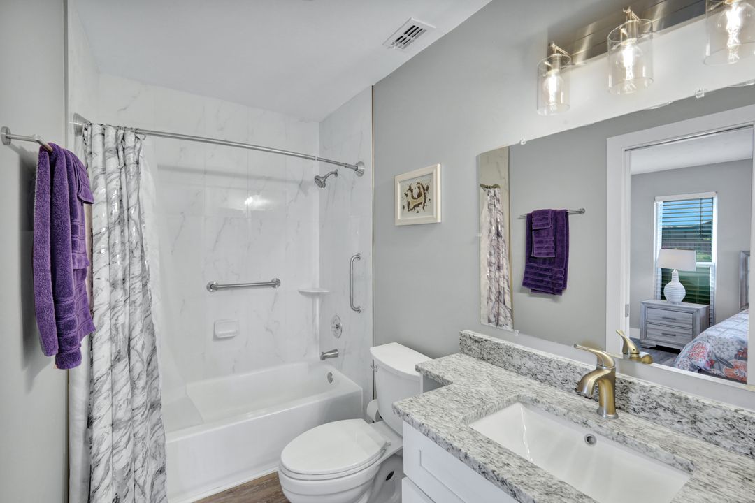 6416 Royal Woods Dr, Fort Myers, FL 33908