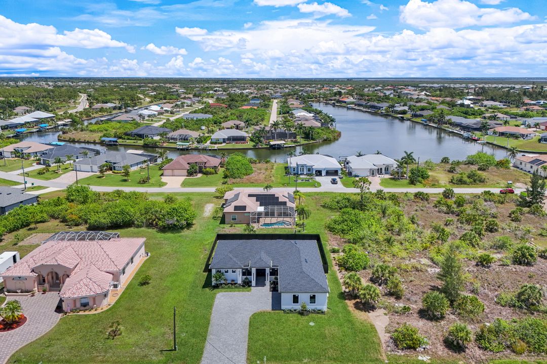 15301 Acorn Cir, Port Charlotte, FL 33981