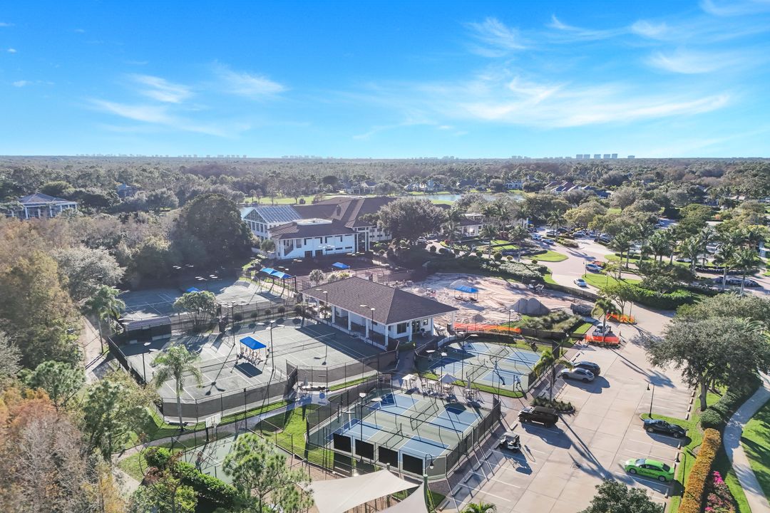 28864 Blaisdell Dr, Naples, FL 34119