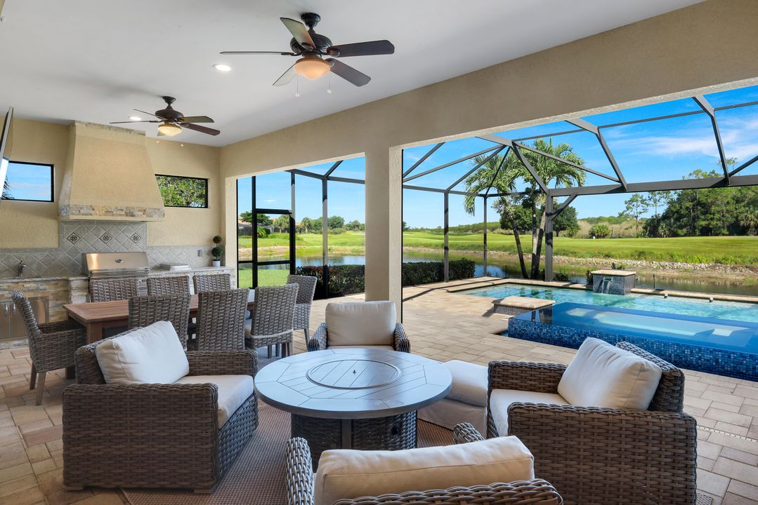 9238 Ores Cir, Naples, FL 34120