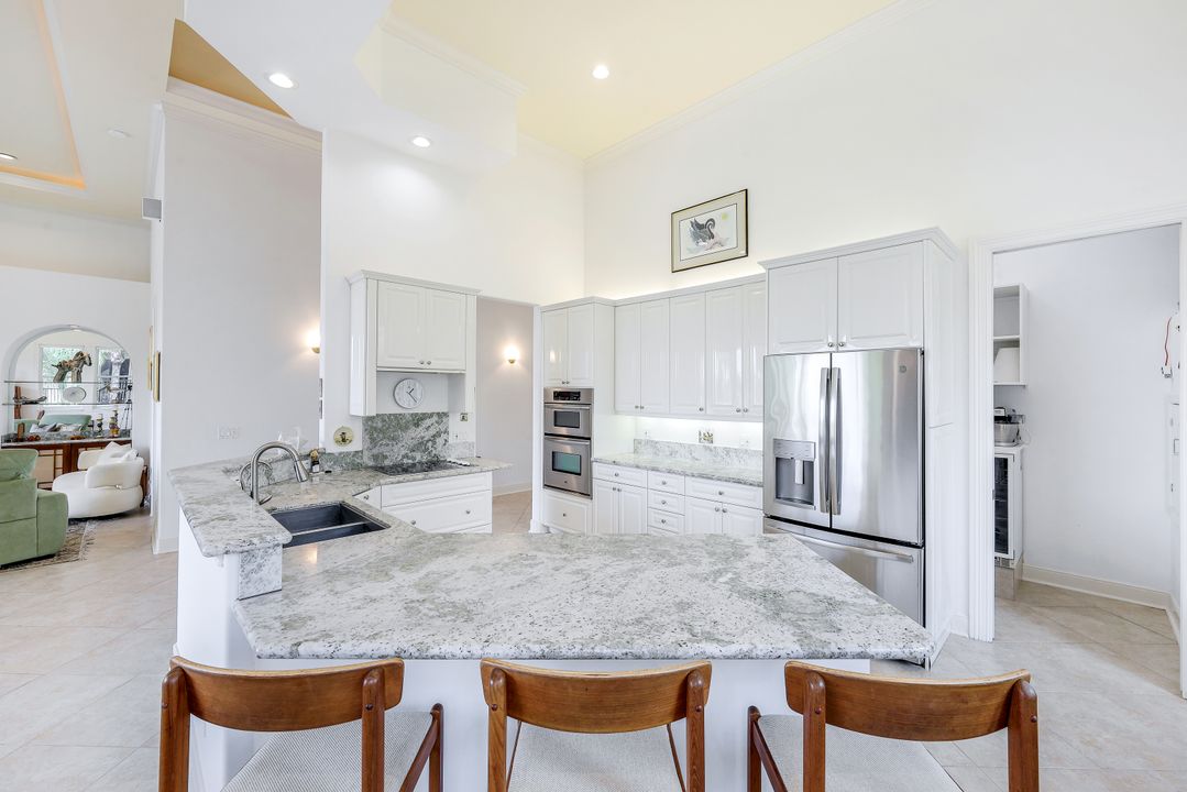 861 Hideaway Cir W, Marco Island, FL 34145