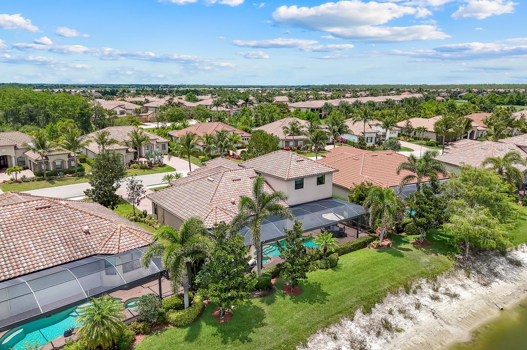 28625 Lisburn Ct, Bonita Springs, FL 34135