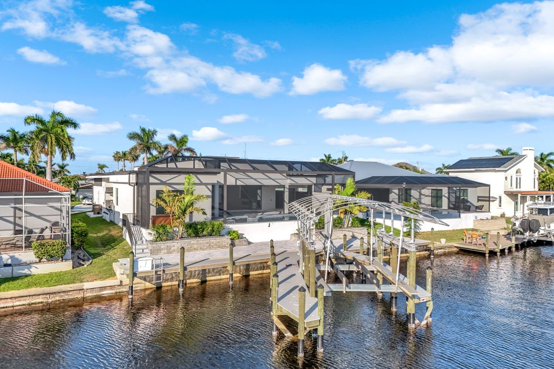 122 SW 58th St, Cape Coral, FL 33914