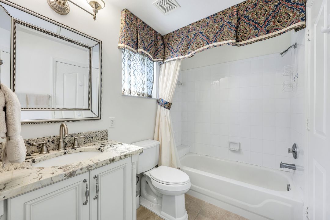 510 Captn Kate Ct, Naples, FL 34110