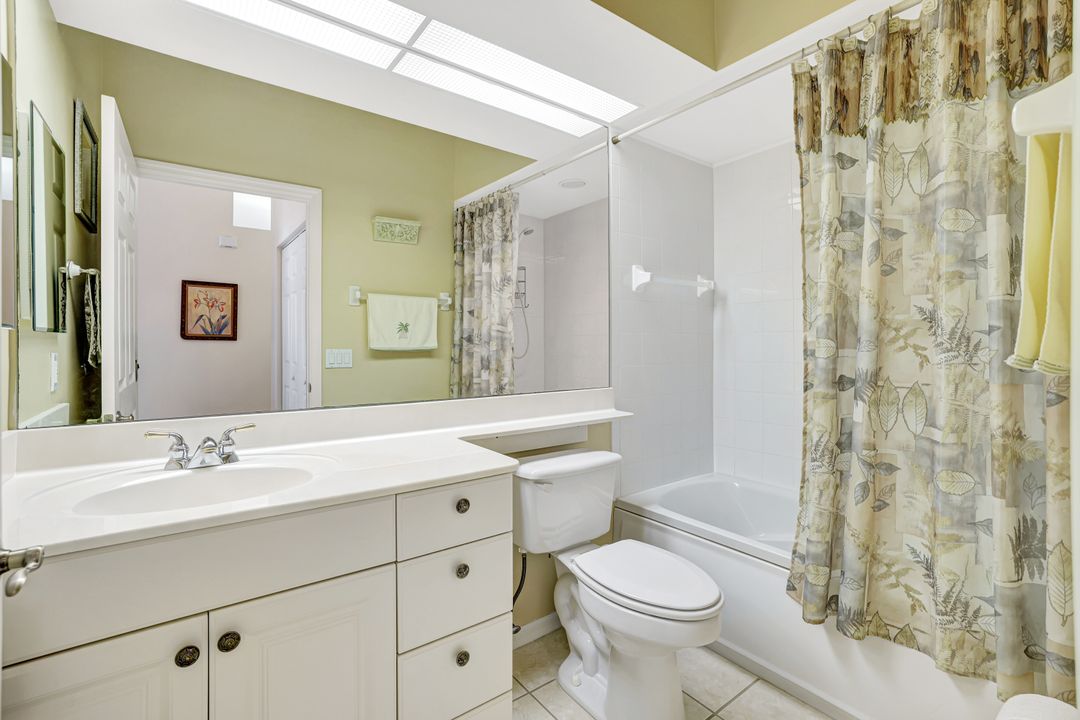 10910 Santa Margherita Rd #204, Bonita Springs, FL 34135