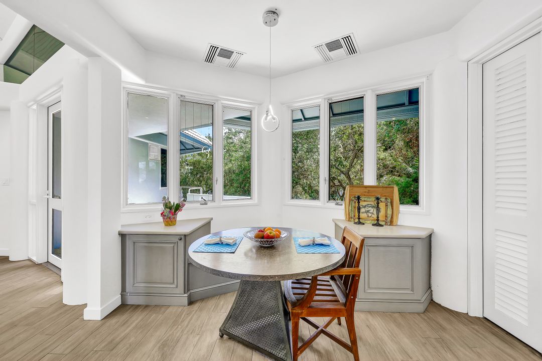 336 Seabreeze Dr, Marco Island, FL 34145