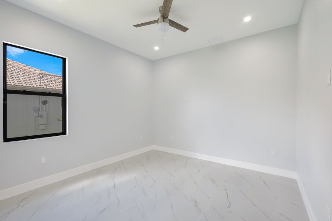 1613 NW 39th Ave, Cape Coral, FL 33993