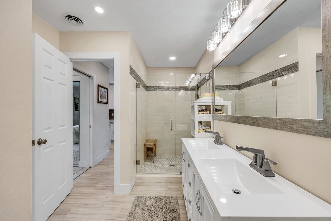 130 Greenbrier St, Marco Island, FL 34145