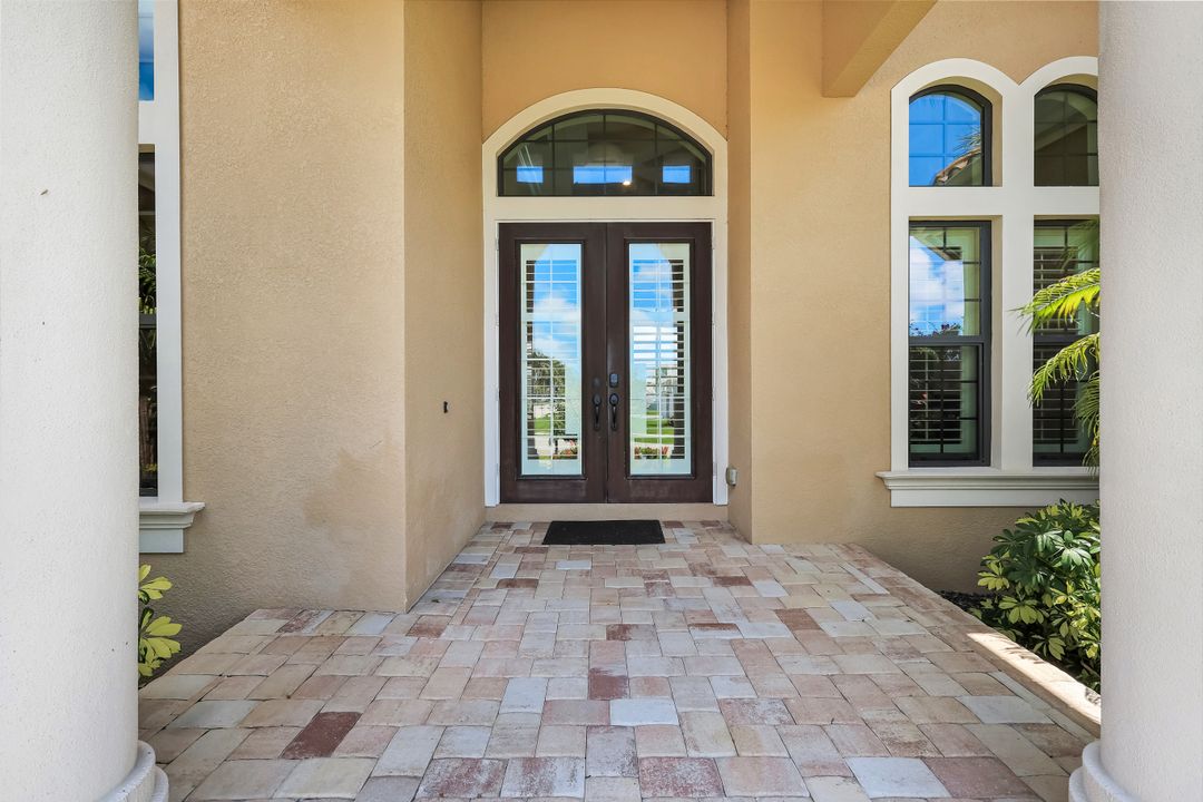 35 Covewood Ct, Marco Island, FL 34145