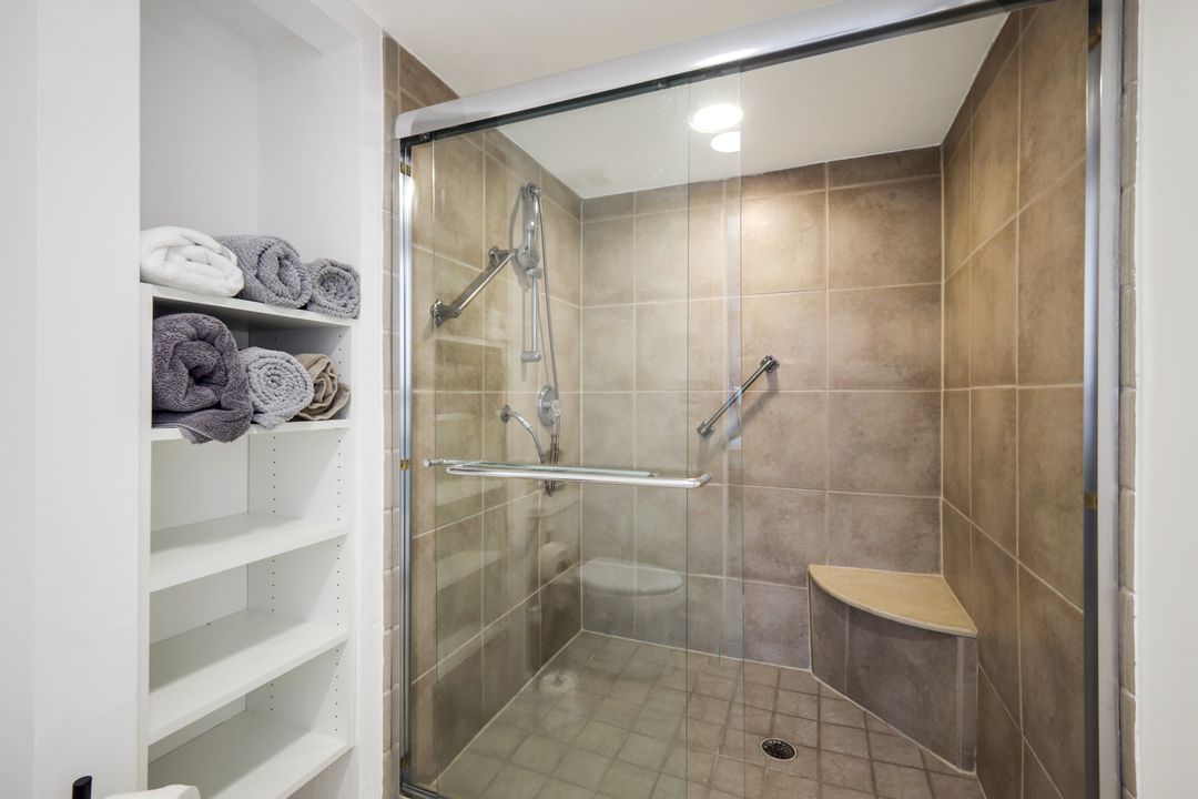 15171 Cedarwood Ln #3105, Naples, FL 34110