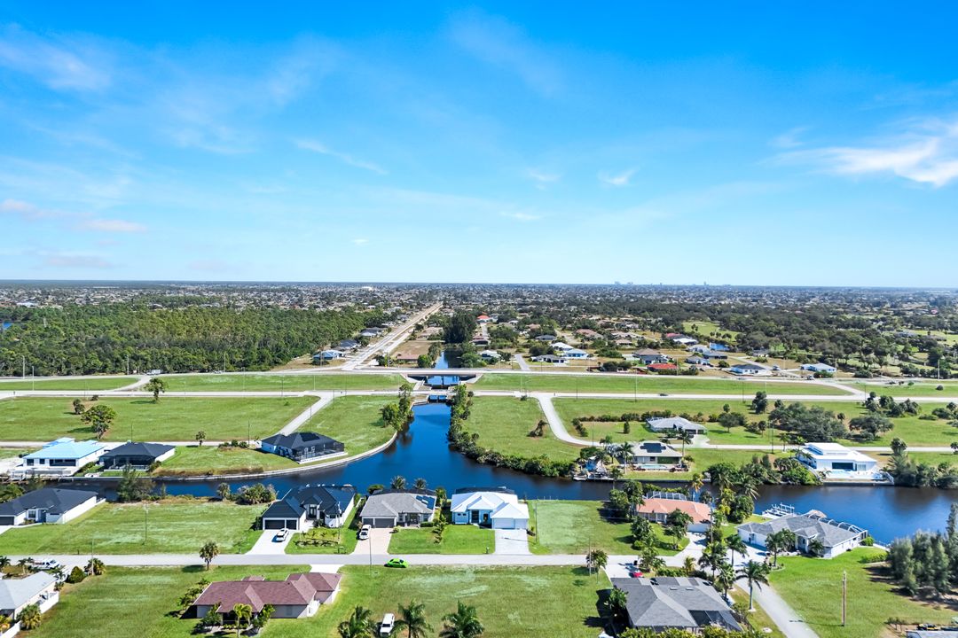 1909 NW 32nd Ct, Cape Coral, FL 33993