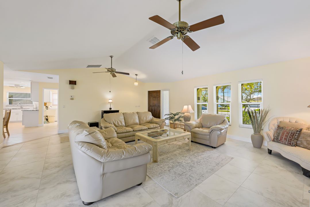 5032 Skyline Blvd, Cape Coral, FL 33914