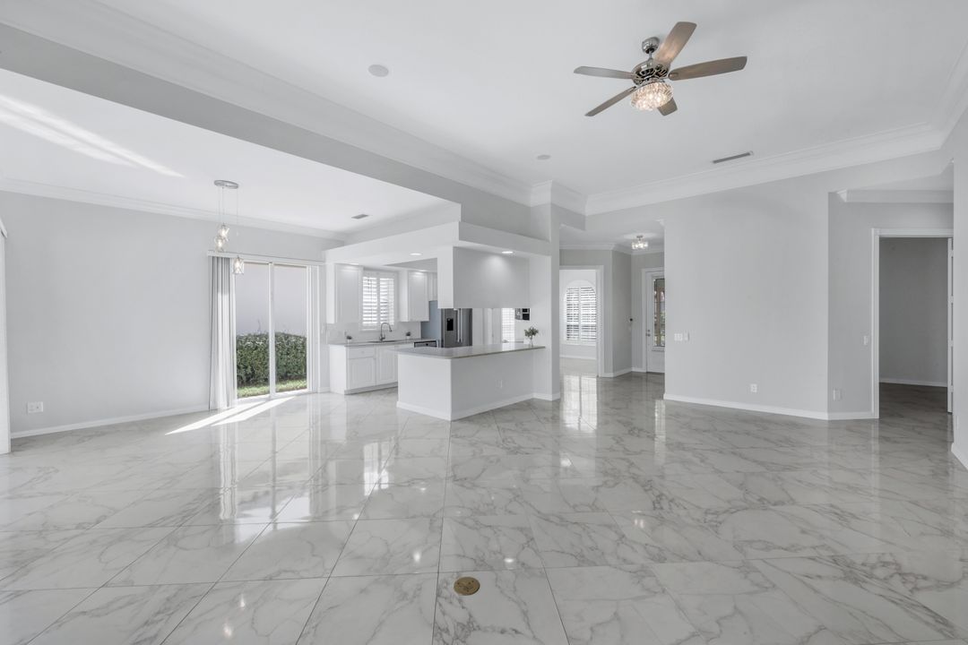 3759 Whidbey Way, Naples, FL 34119