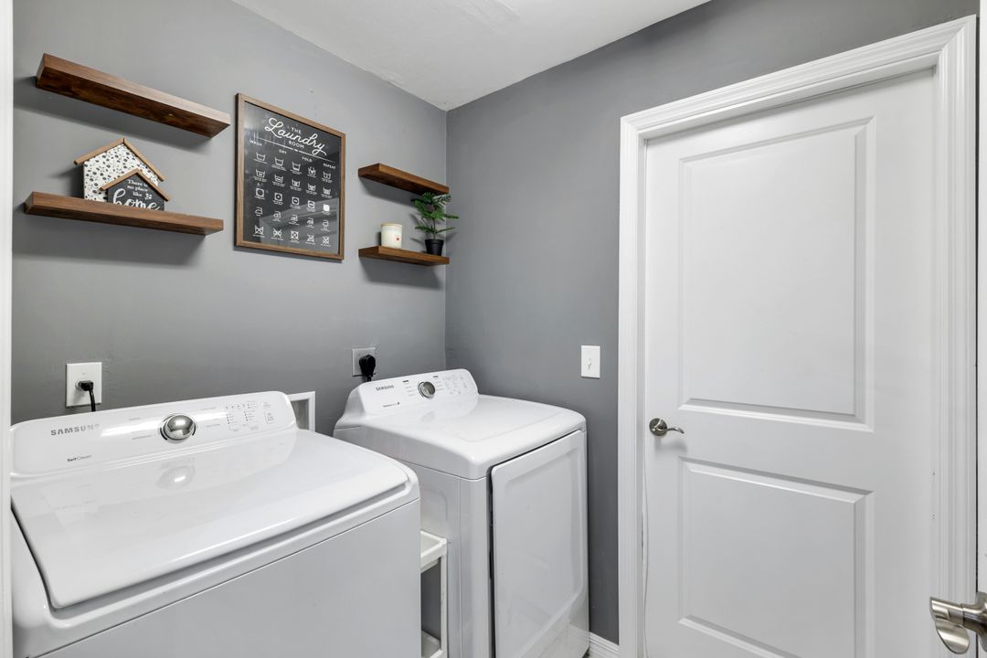 2013 NW Juanita Pl, Cape Coral, FL 33993