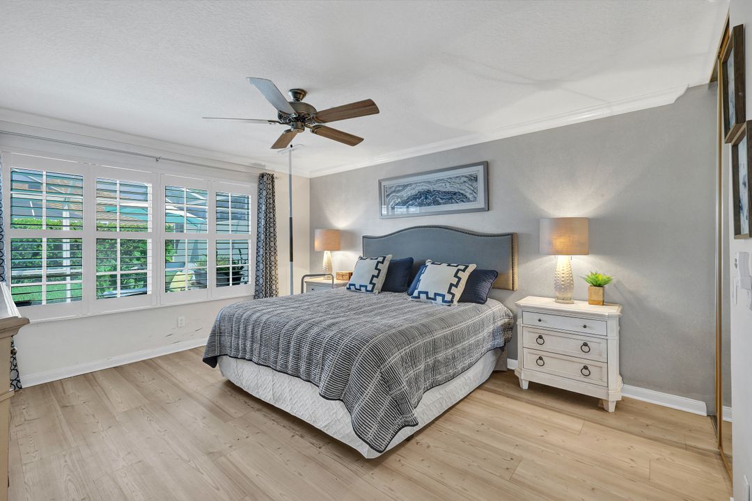 5011 Kingston Way, Naples, FL 34119