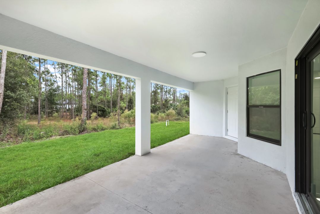 1102 Edison Ave, Lehigh Acres, FL 33972