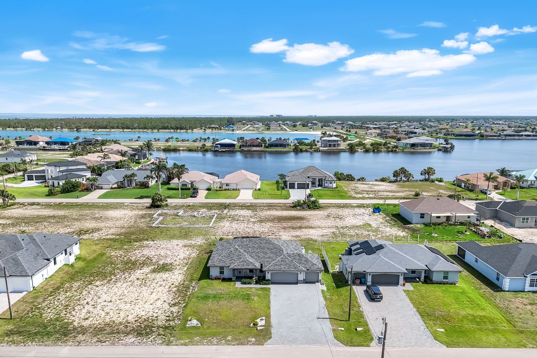 4317 NW 34th Ln, Cape Coral, FL 33993
