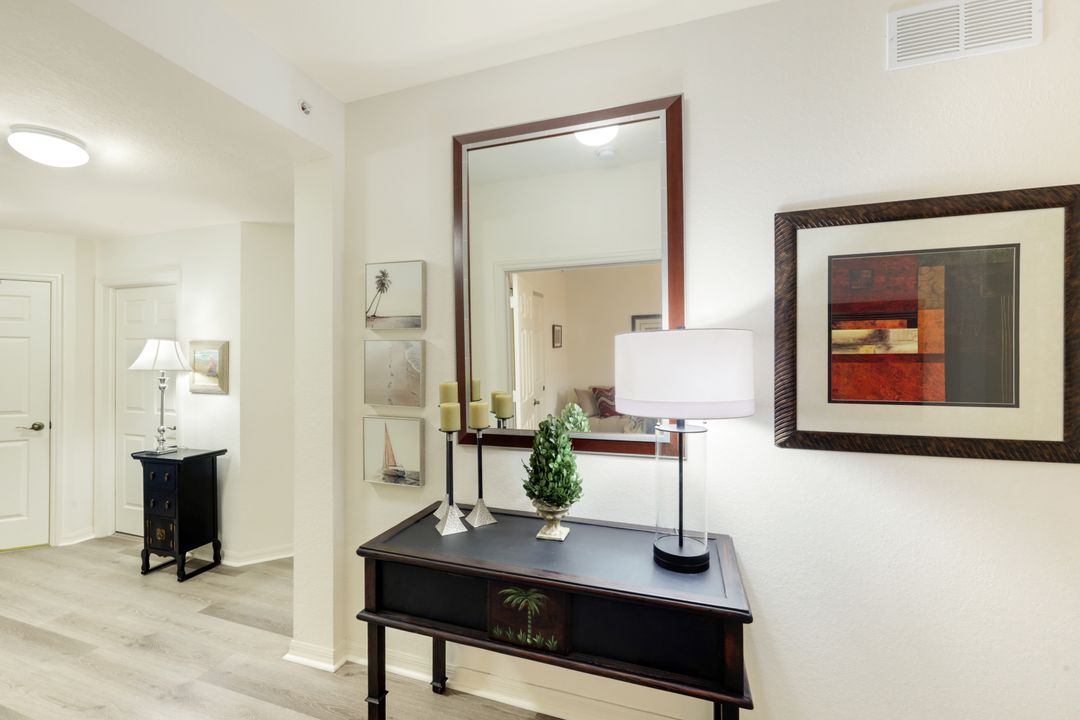 4455 Botanical Pl Cir #103, Naples, FL 34112