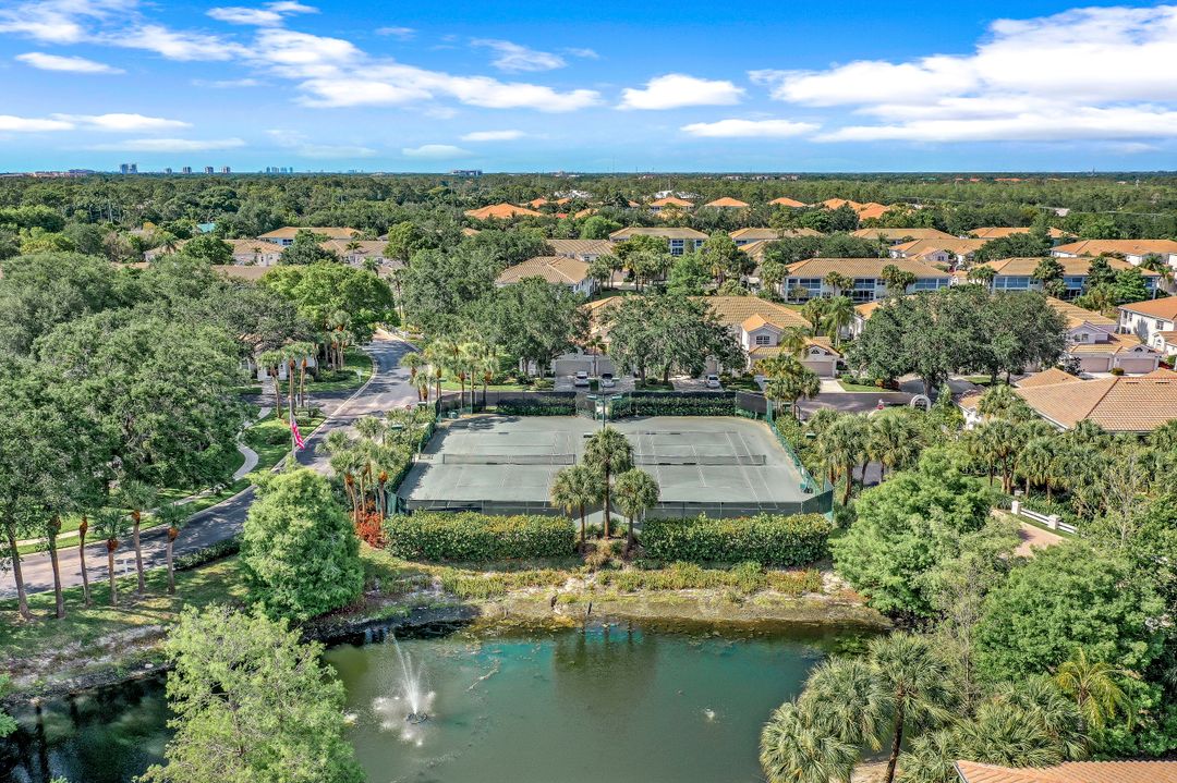 6879 Redbay Park Rd #203, Naples, FL 34109