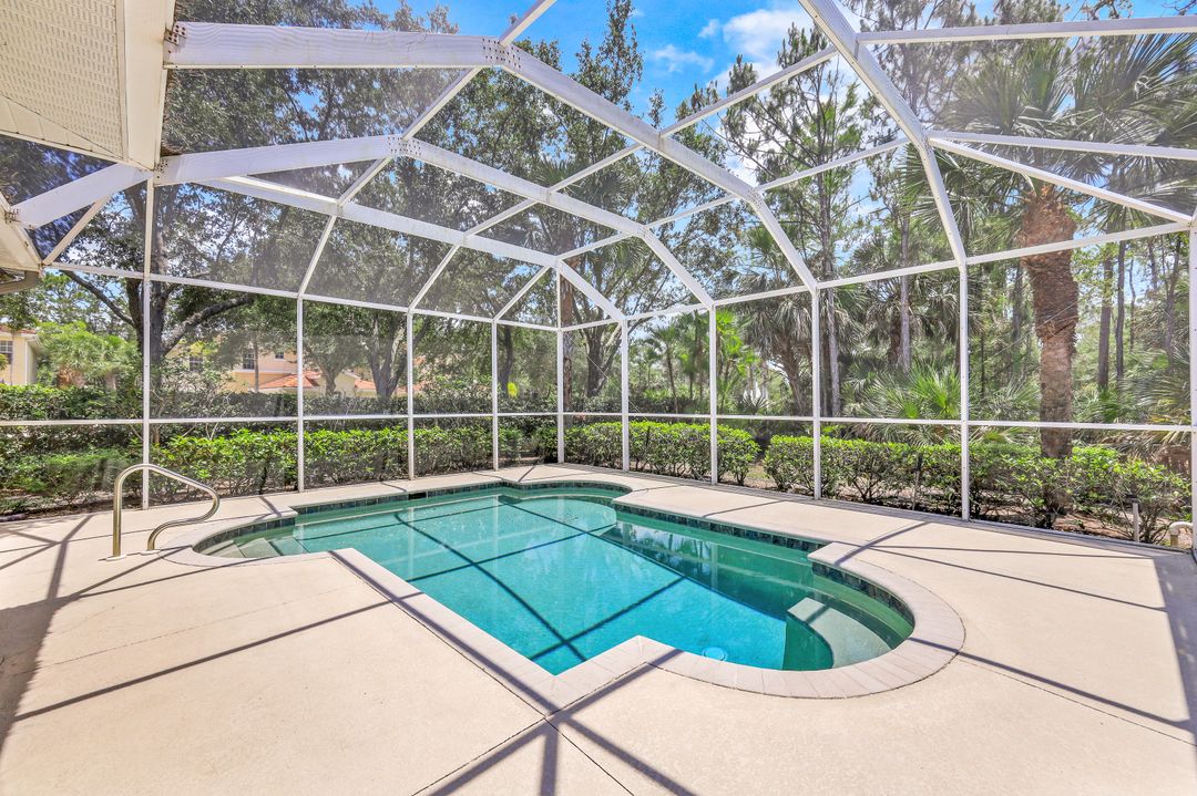 1902 Tarpon Bay Dr N  #101, Naples, FL 34119