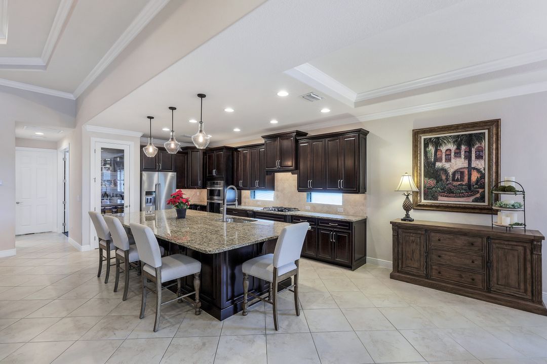 9973 Alhambra Ln, Bonita Springs, FL 34135
