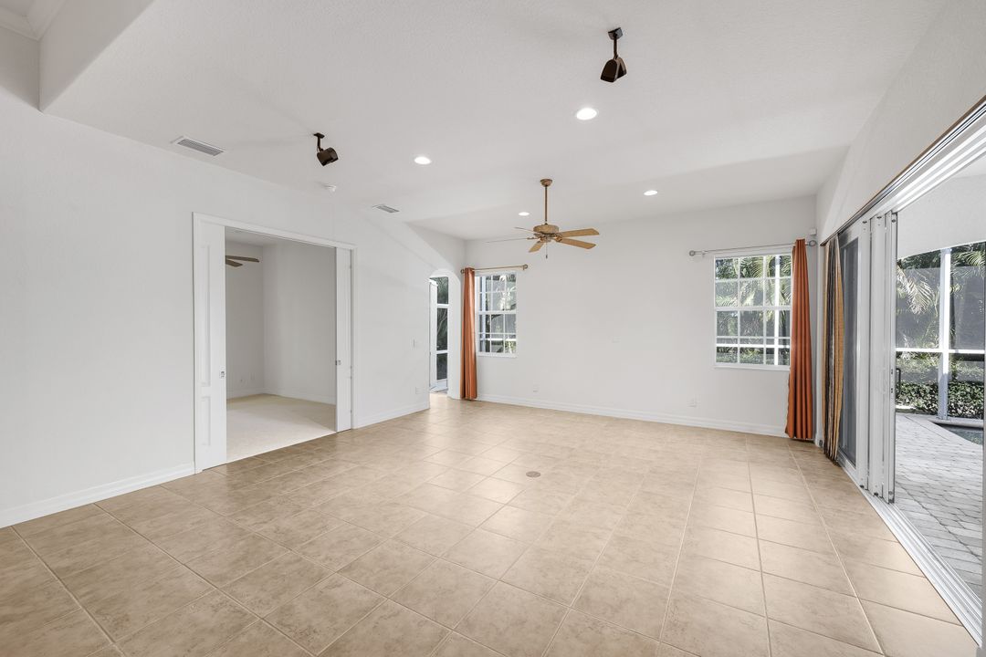 1817 Lagoon Ln, Cape Coral, FL 33914