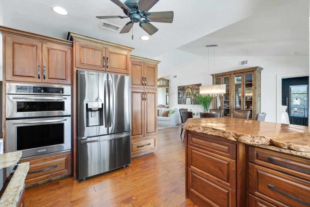 284 Polynesia Ct, Marco Island, FL 34145