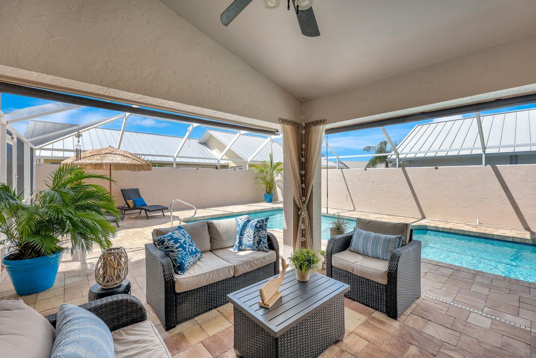 11043 Longshore Way W, Naples, FL 34119