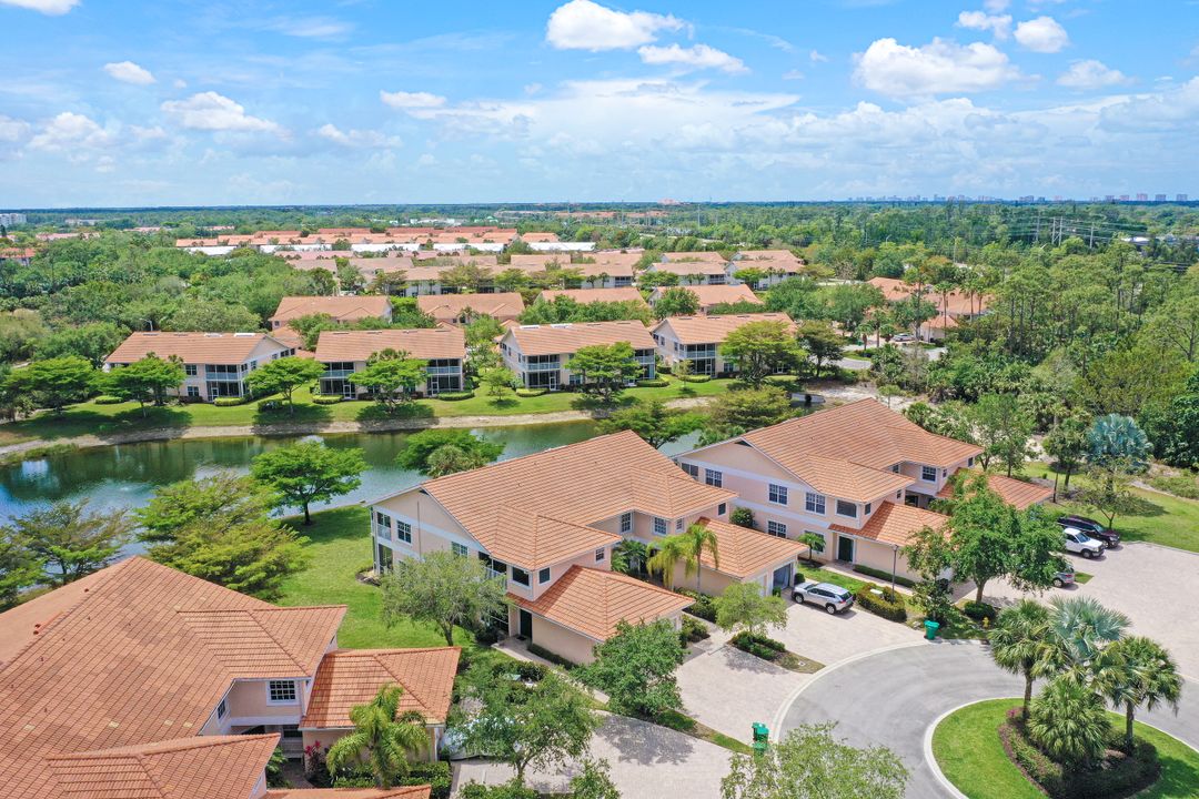 6360 Lexington Ct #101, Naples, FL 34110