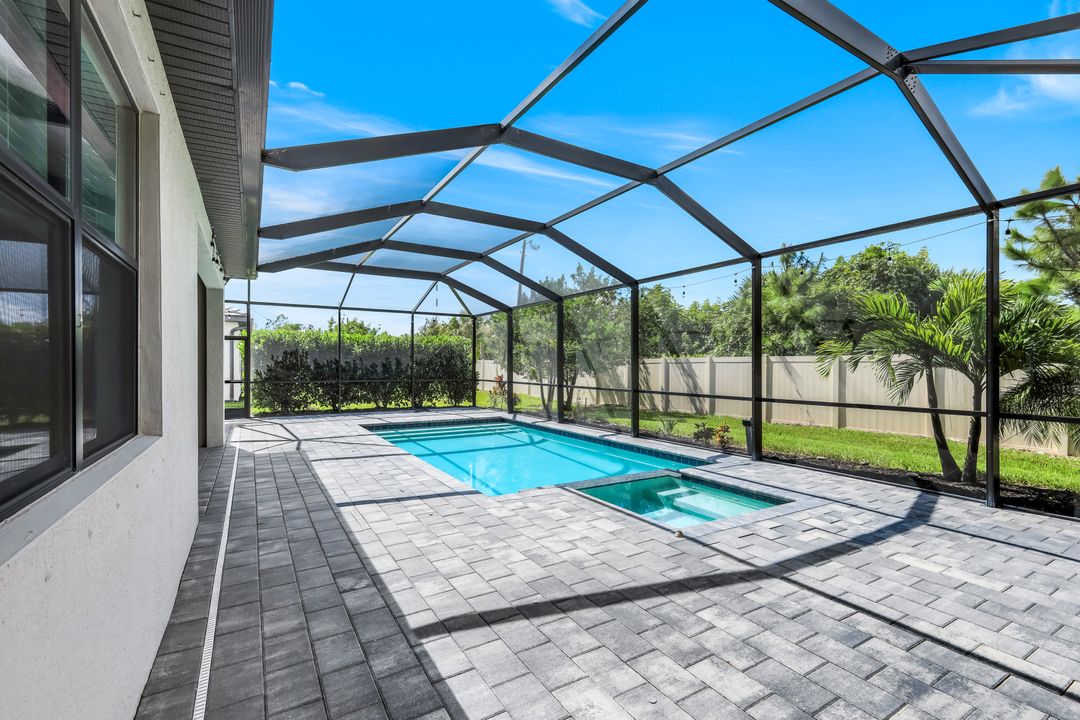 11404 Canopy Loop, Fort Myers, FL 33913