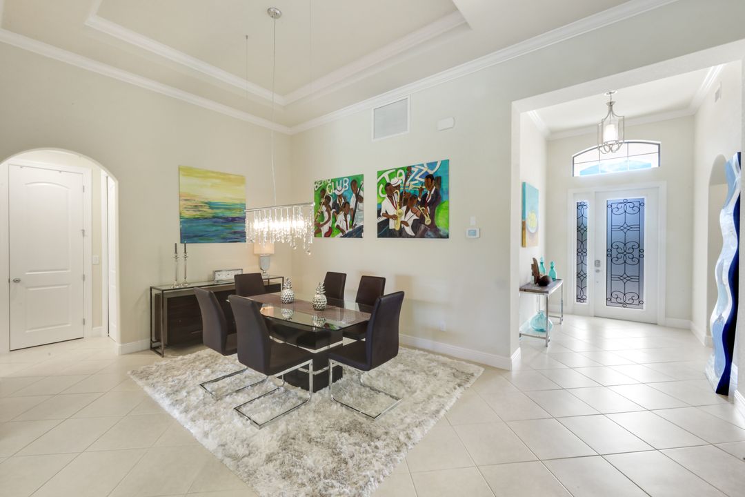 9909 Casabella Way, Bonita Springs, FL 34135