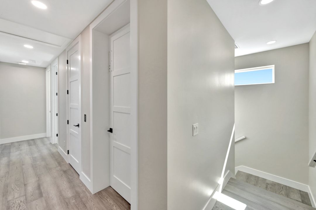 1044 Fish Crow Rd, Sanibel, FL 33957