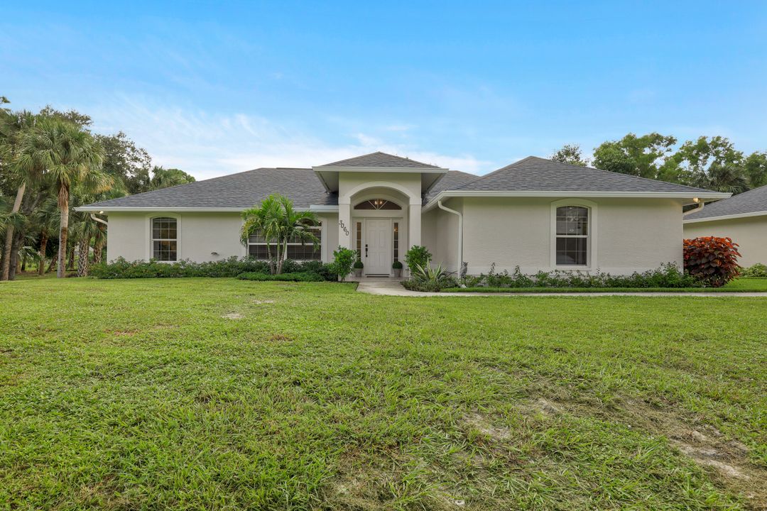 3060 70th St SW, Naples, FL 34105